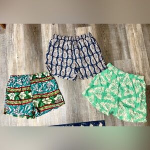 OP Ocean Pacific Floral and Pineapple Print Shorts Set